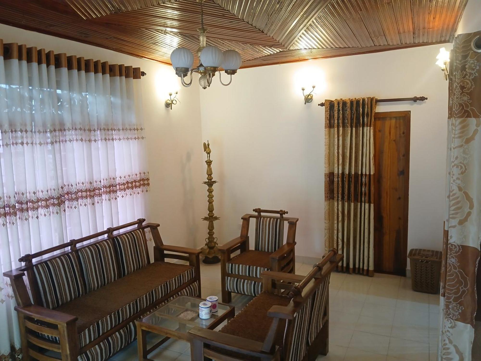 Ella Mount Villa Екстериор снимка