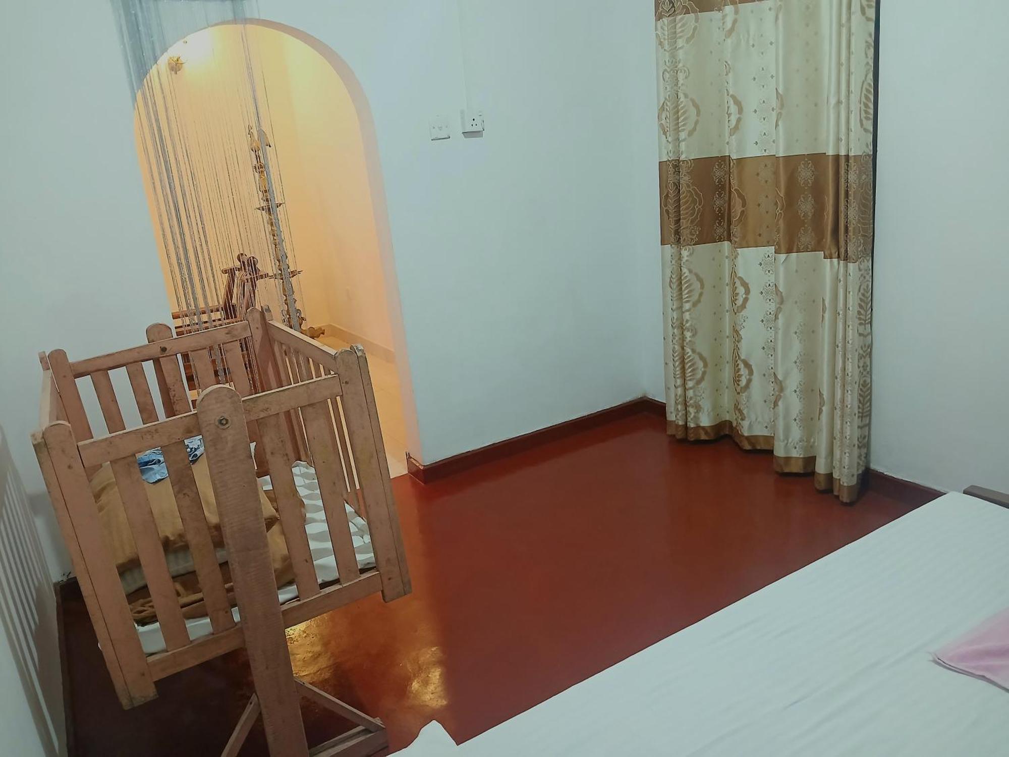 Ella Mount Villa Екстериор снимка