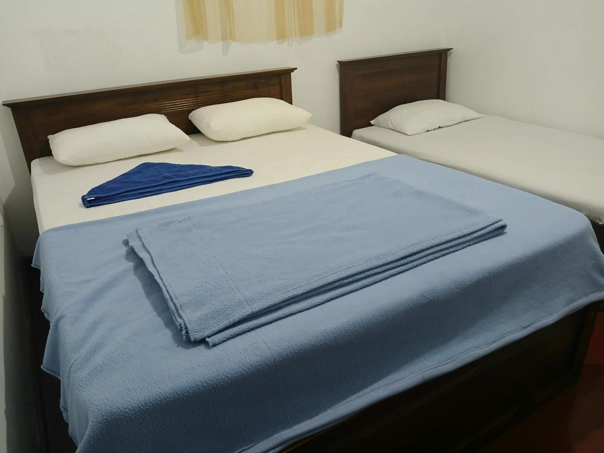 Ella Mount Villa Екстериор снимка